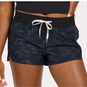 Vuori Camo shorts with built in liner - EUC